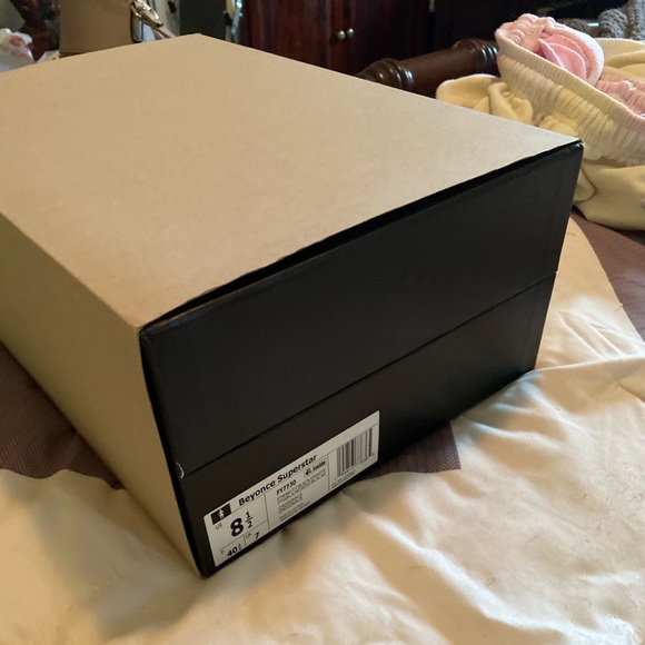 Beyoncé Adidas Superstar Platform Tennis Shoes - Picture 7 of 8